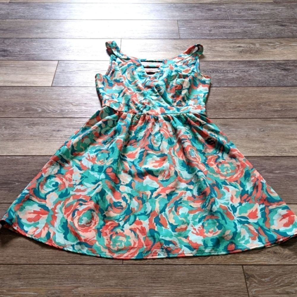 Trixxi | Floral Dress | Roses Green/Pink/Blue - teal | Size small